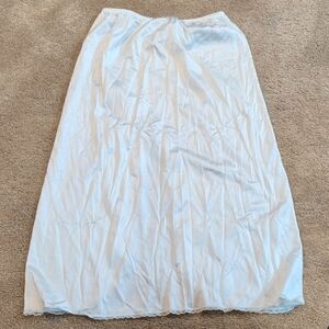 Vassarette 30" Slip With Slit